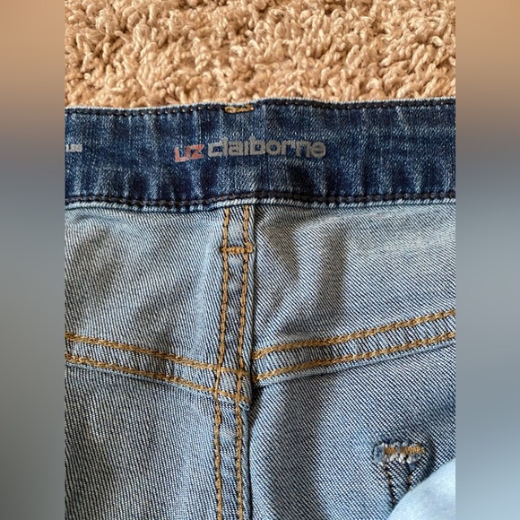 LIZ CLAIBORNE GIRLFRIEND Mid rise straight leg blue jeans - Picture 7 of 7